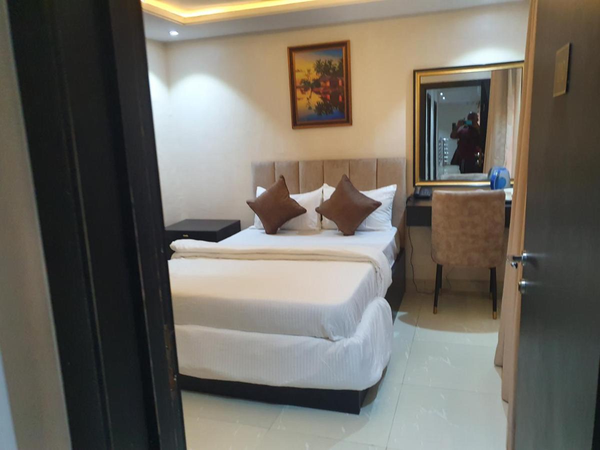 Choice Luxe Lagos Ikeja Exteriör bild